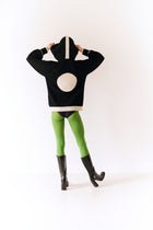 PULL COLANI à capuche en laine mérinos et cachemire | NOIR BLANC