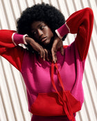 PULL COLANI à capuche en laine mérinos et cachemire | ROSE ROUGE
