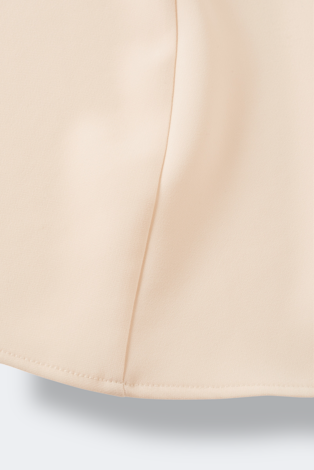 ROBE VERNER Mini avec ondulations groovy | CREME